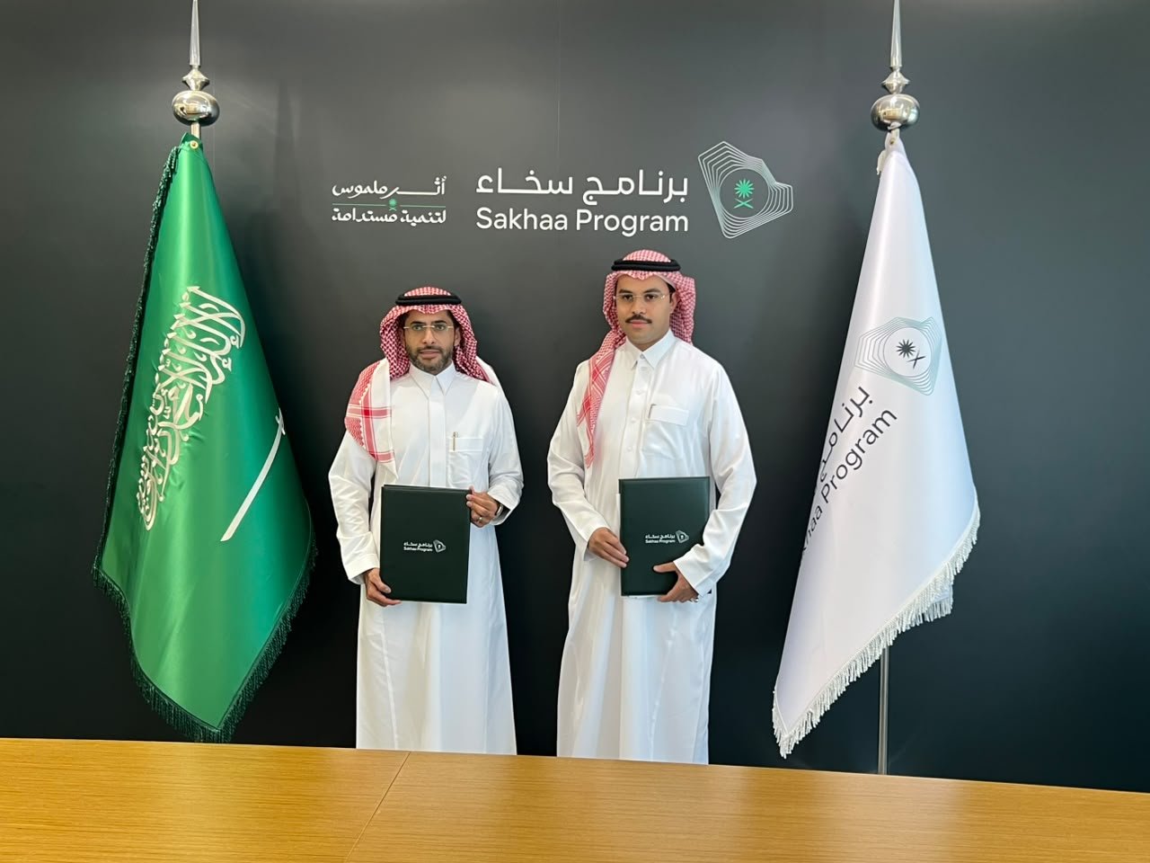 مؤسسة حمود عبدالله الذييب وأولاده الخيرية توقّع اتفاقية مع برنامج سخاء لتعزيز استدامة مجمع حمود الذييب الطبي